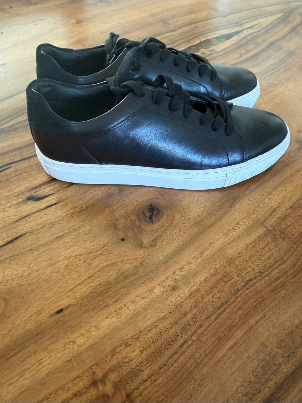 ✨like new!✨Boys Nordstrom Black Leather Low-Top Sneakers